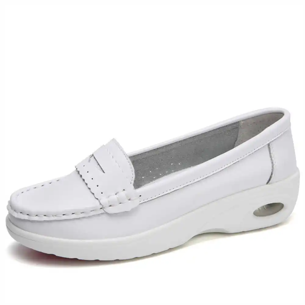 Thick Sole Slipon White Traine - Outdoor Camping Light Ideas recensione e prezzo