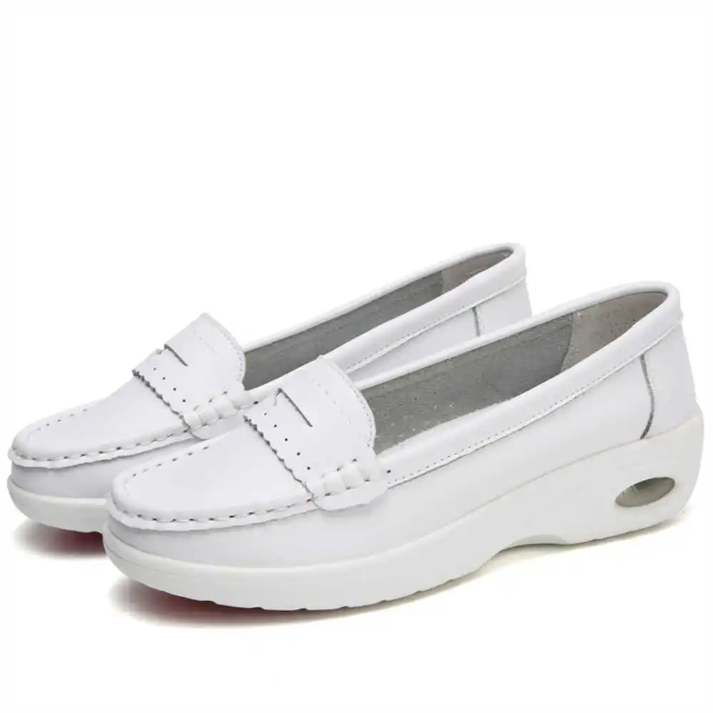 Thick Sole Slipon White Traine - Outdoor Camping Light Ideas recensione e prezzo