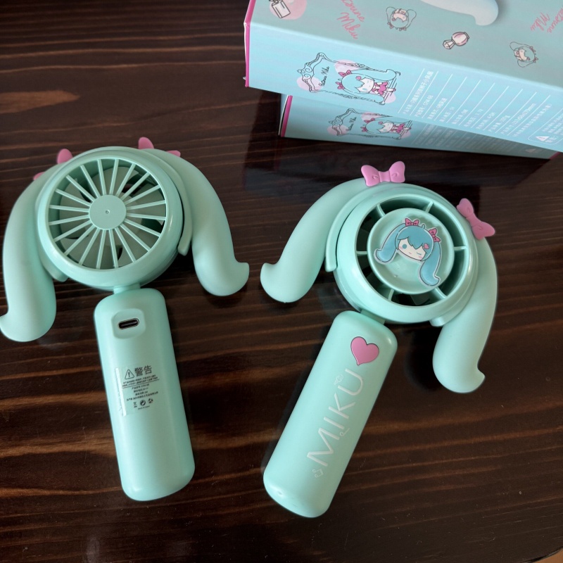 Hatsune Miku Mini Handheld Fan - Outdoor Camping Tv recensione e prezzo
